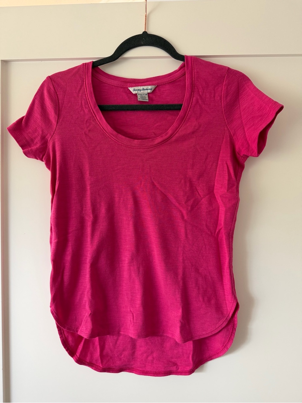 Tommy Bahama 100% Cotton Hot Pink Scoop Neck Short Sleeve Tee